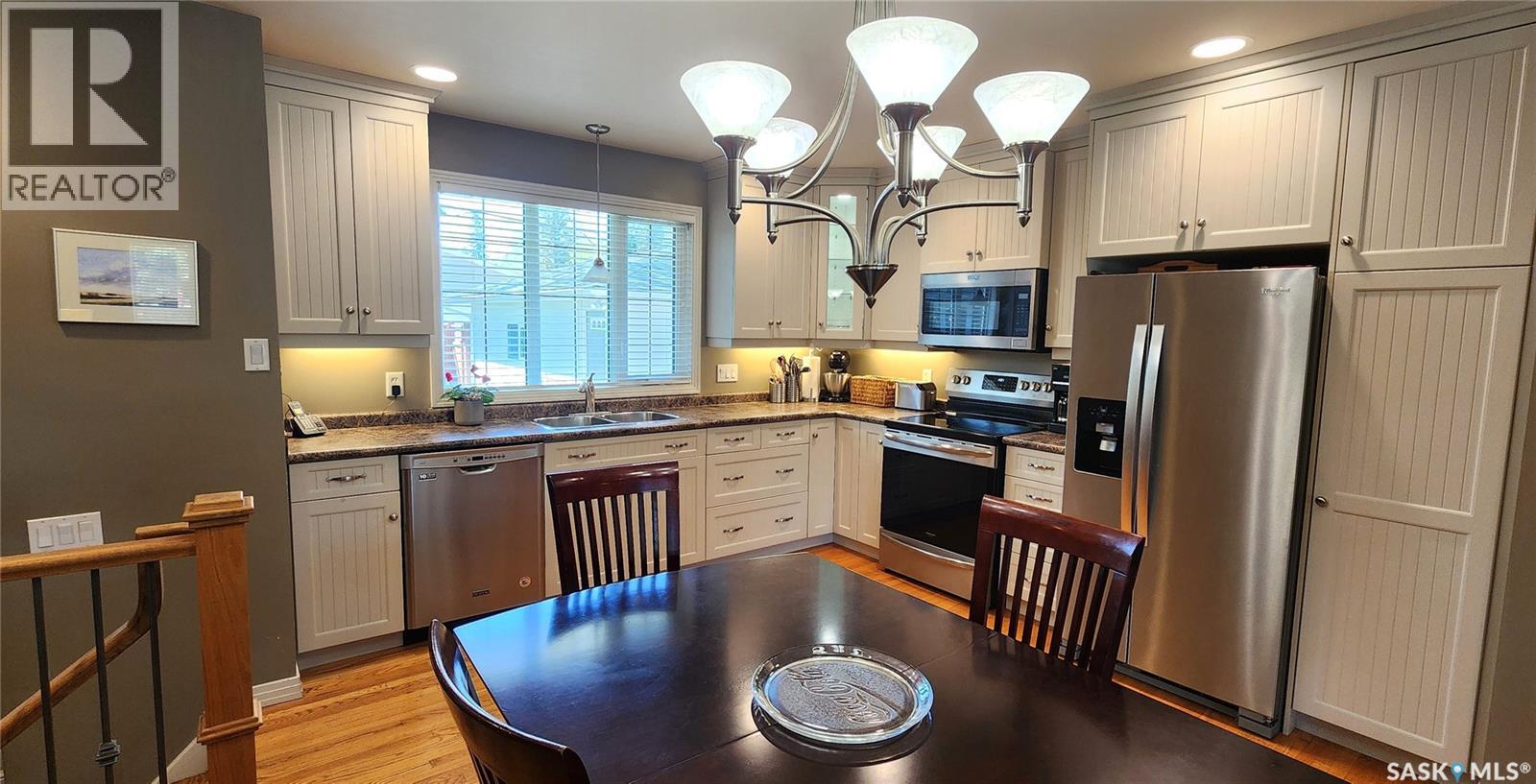 434 Ash STREET E - 14