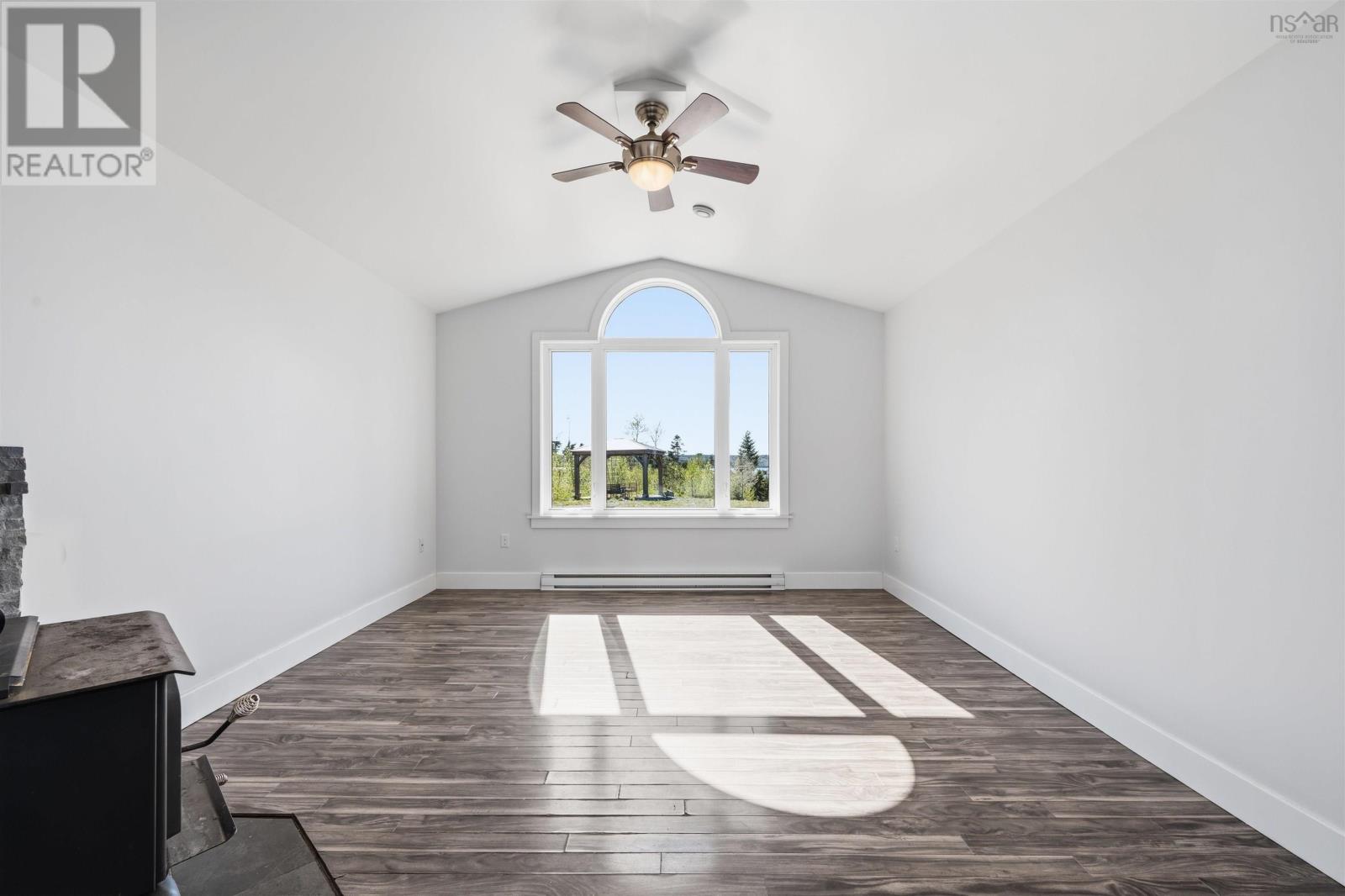 281 Heselton Drive - 11