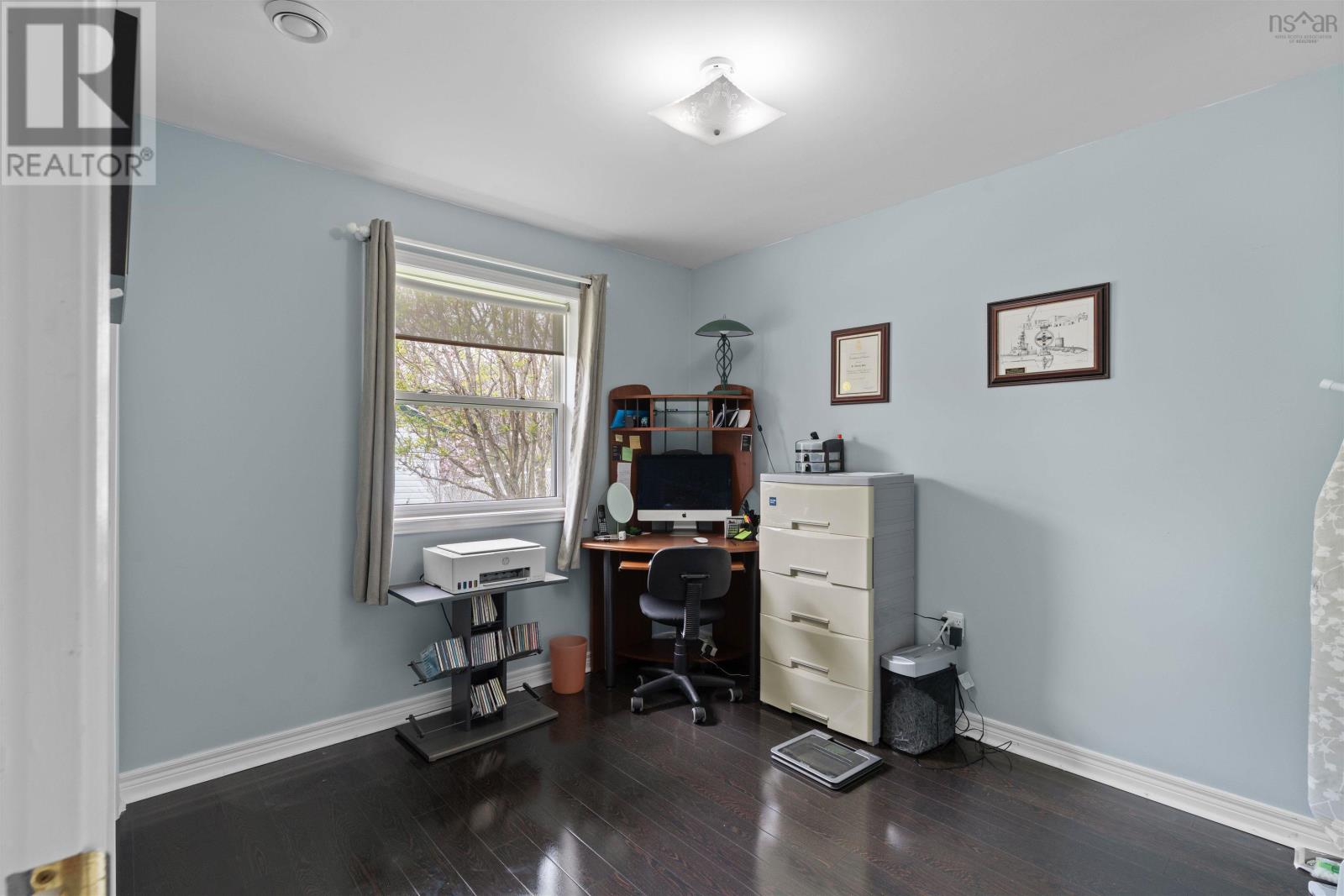 108 Lancaster Drive - 40