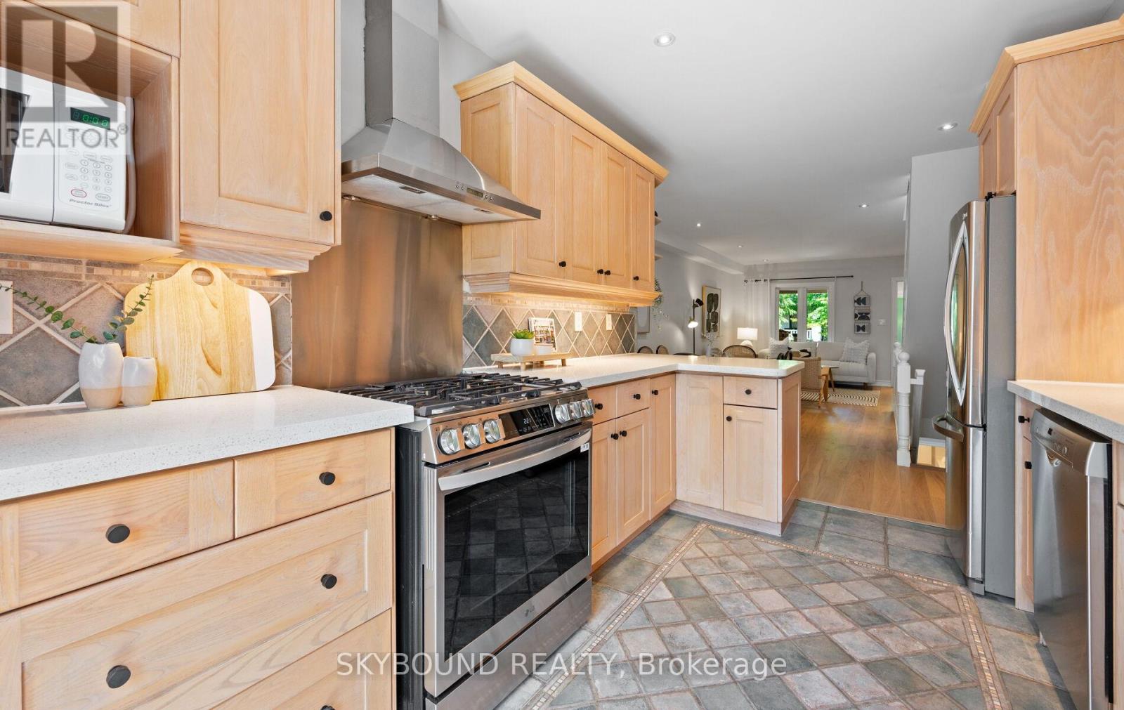 326 KENILWORTH AVENUE - 13