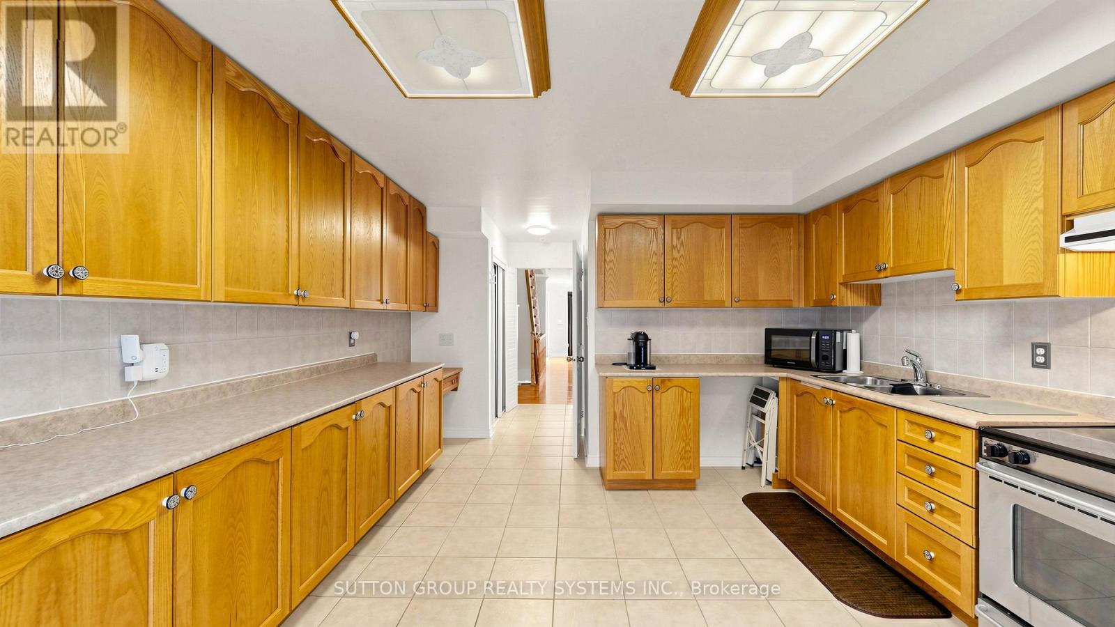 2138 EGLINTON AVENUE W - 11