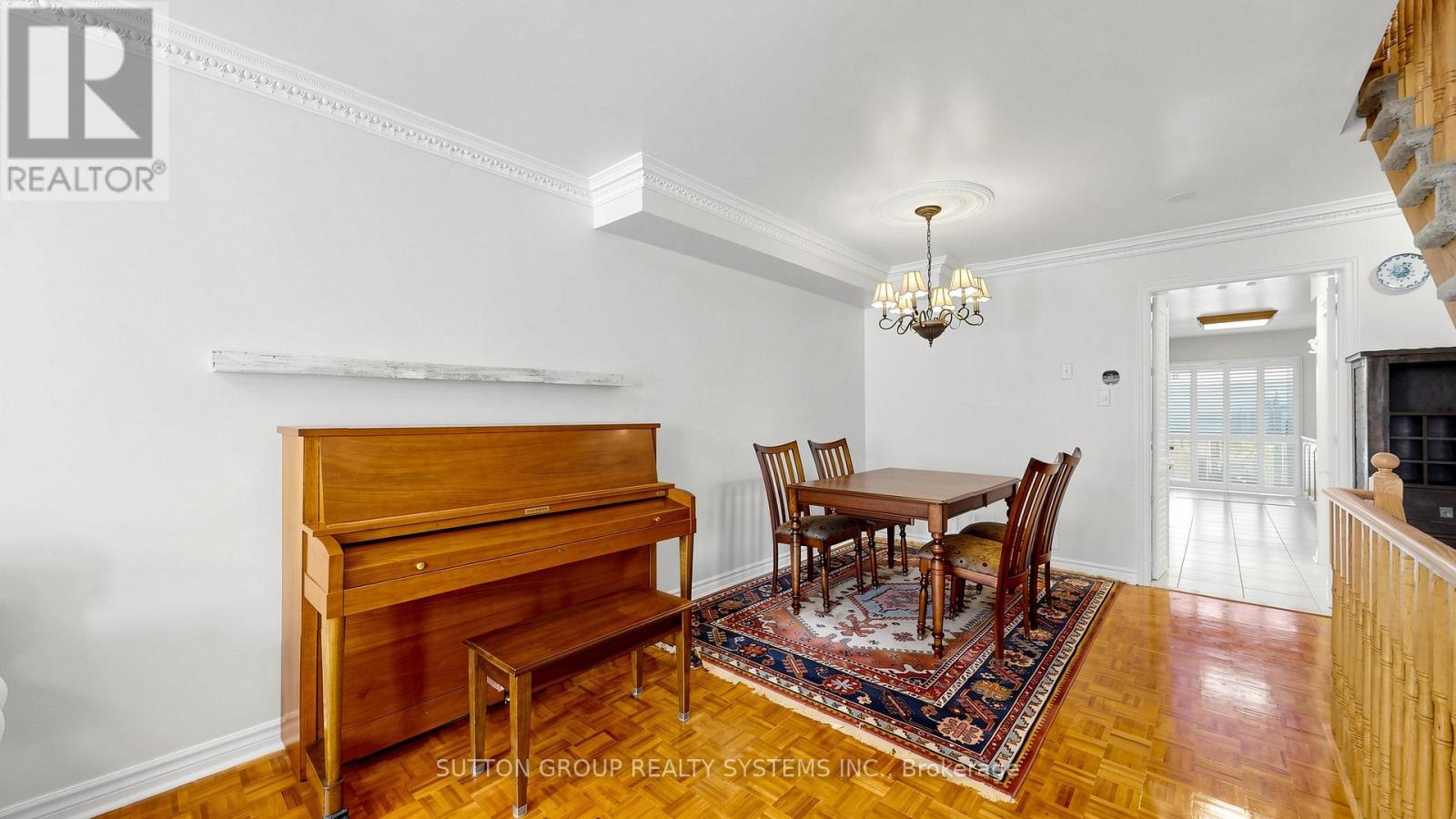 2138 EGLINTON AVENUE W - 7