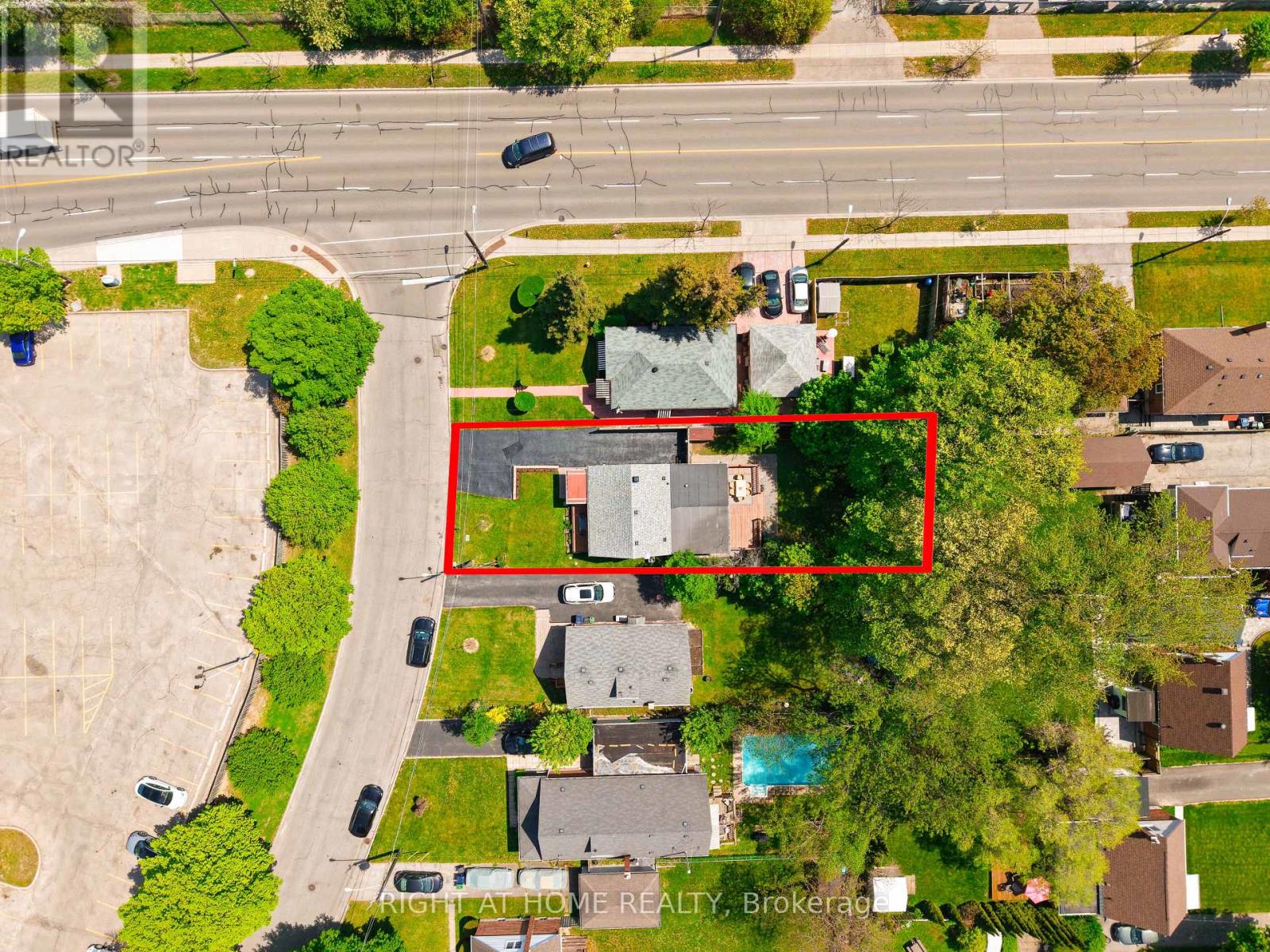 15 ALVINSTON ROAD - 47