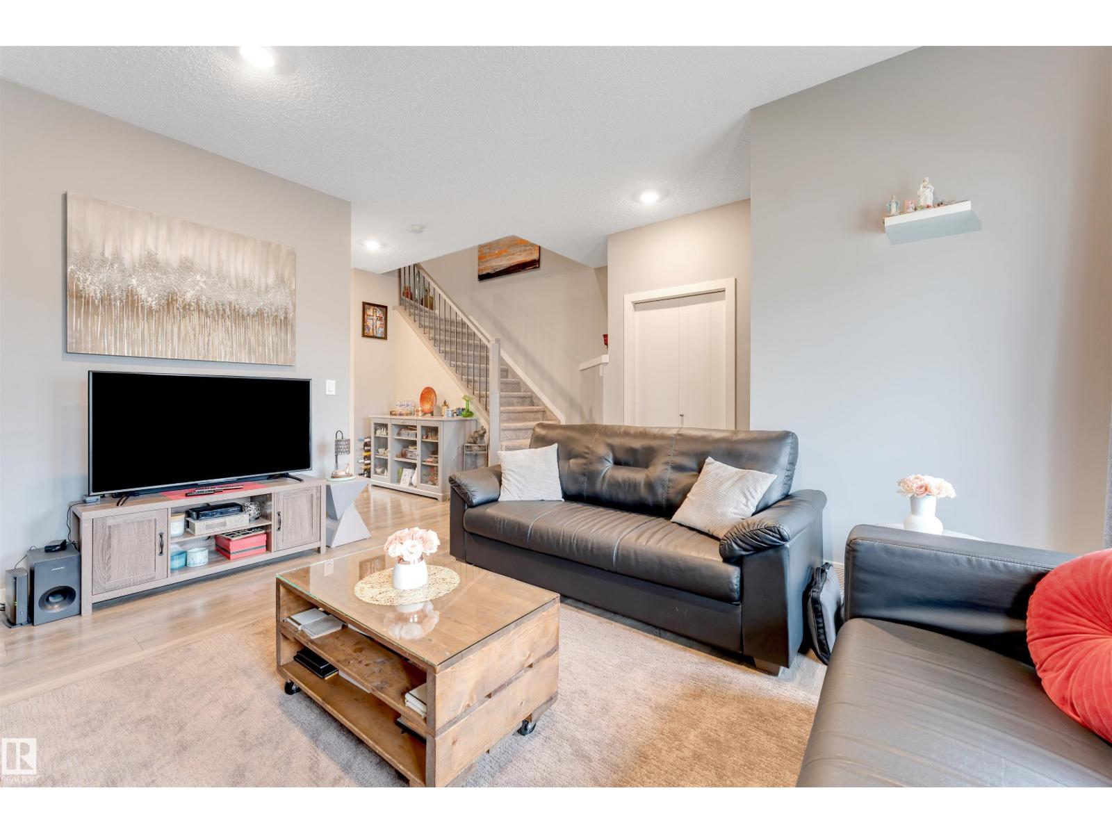 2652 Maple Way NW - 17