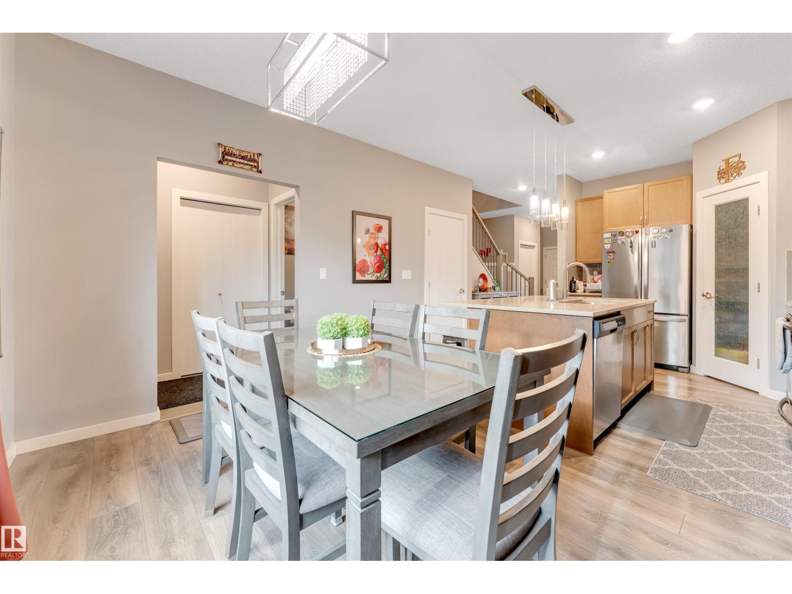 2652 Maple Way NW - 23