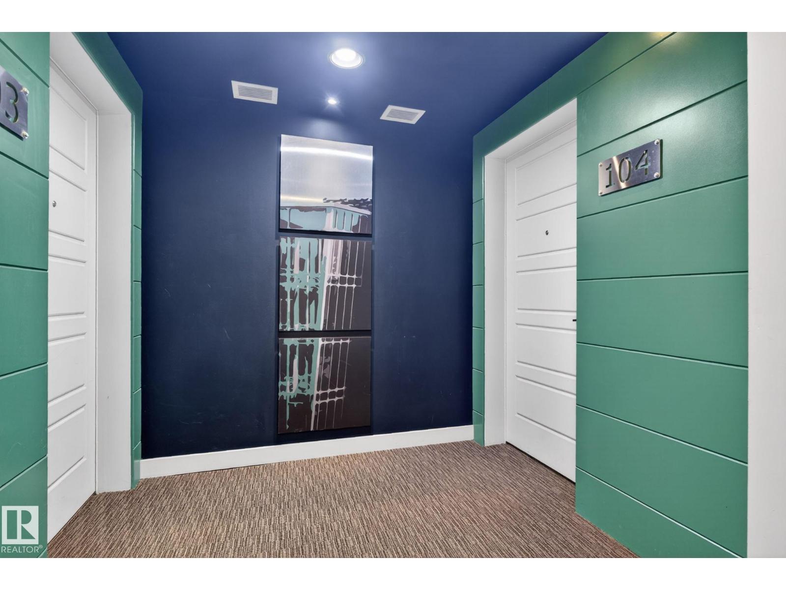 #104 2588 ANDERSON WY SW - 2