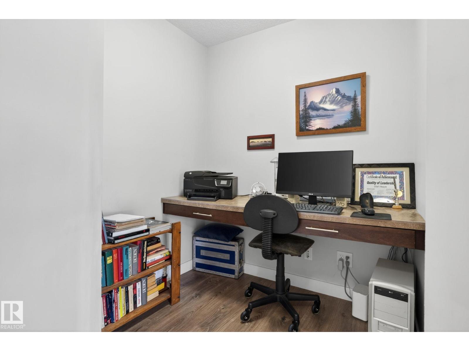#104 2588 ANDERSON WY SW - 4