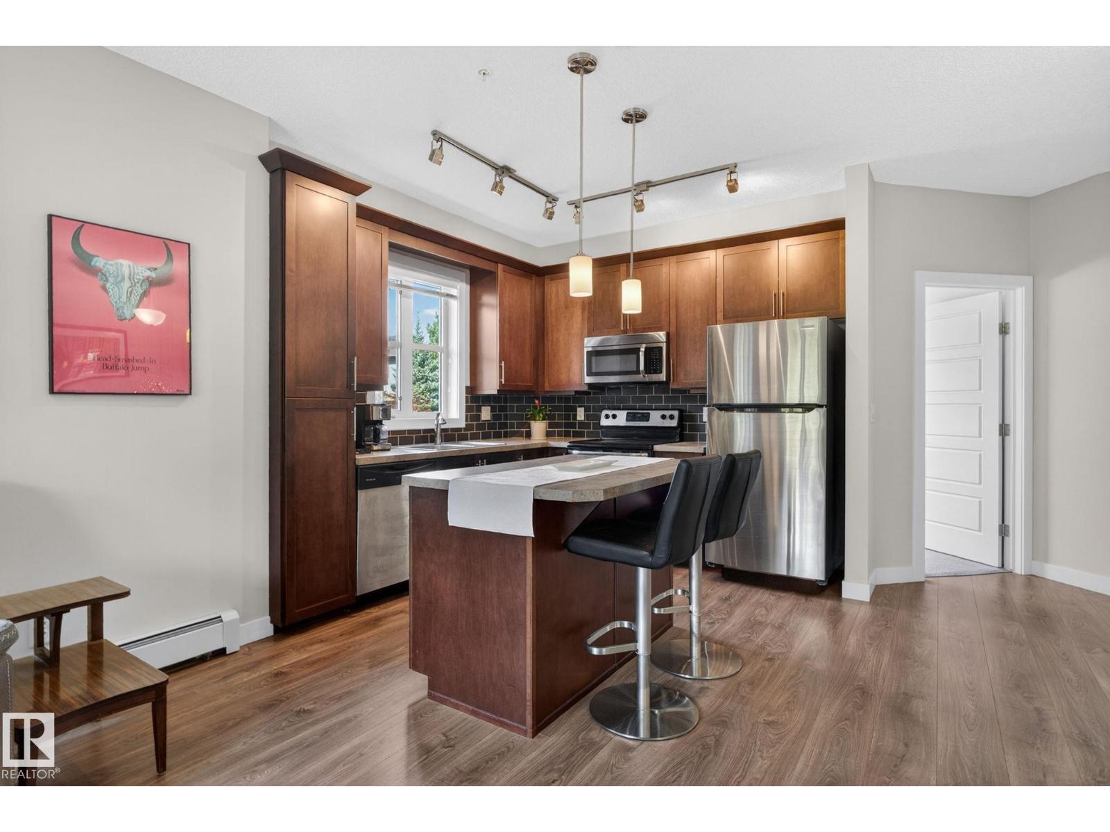 #104 2588 ANDERSON WY SW - 8