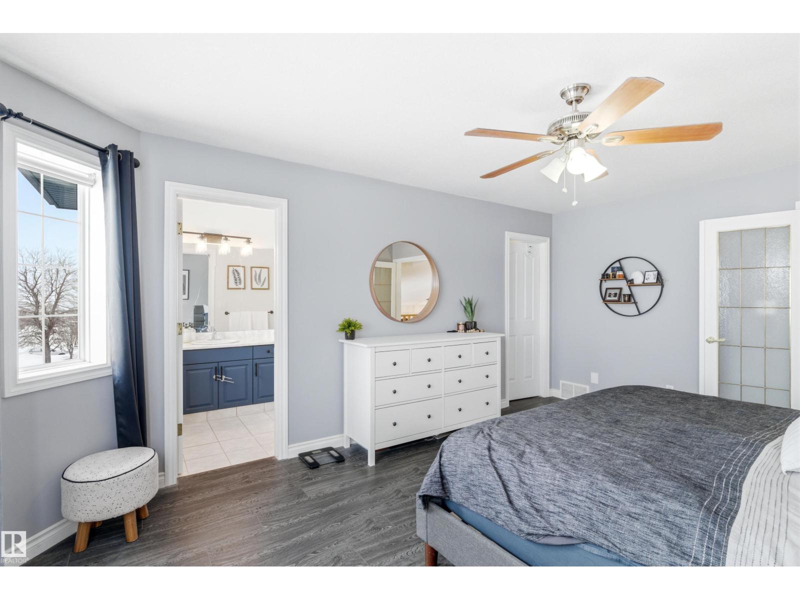 4847 152 AV NW - 21