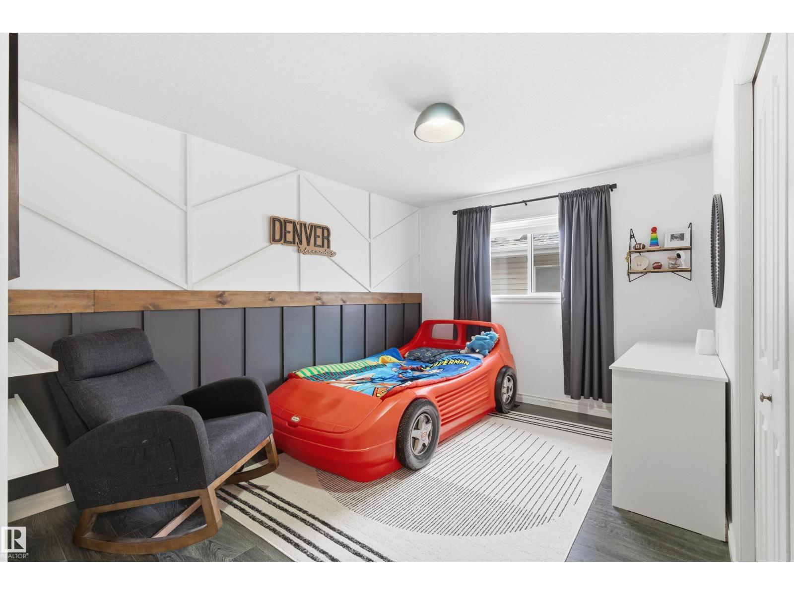 4847 152 AV NW - 26