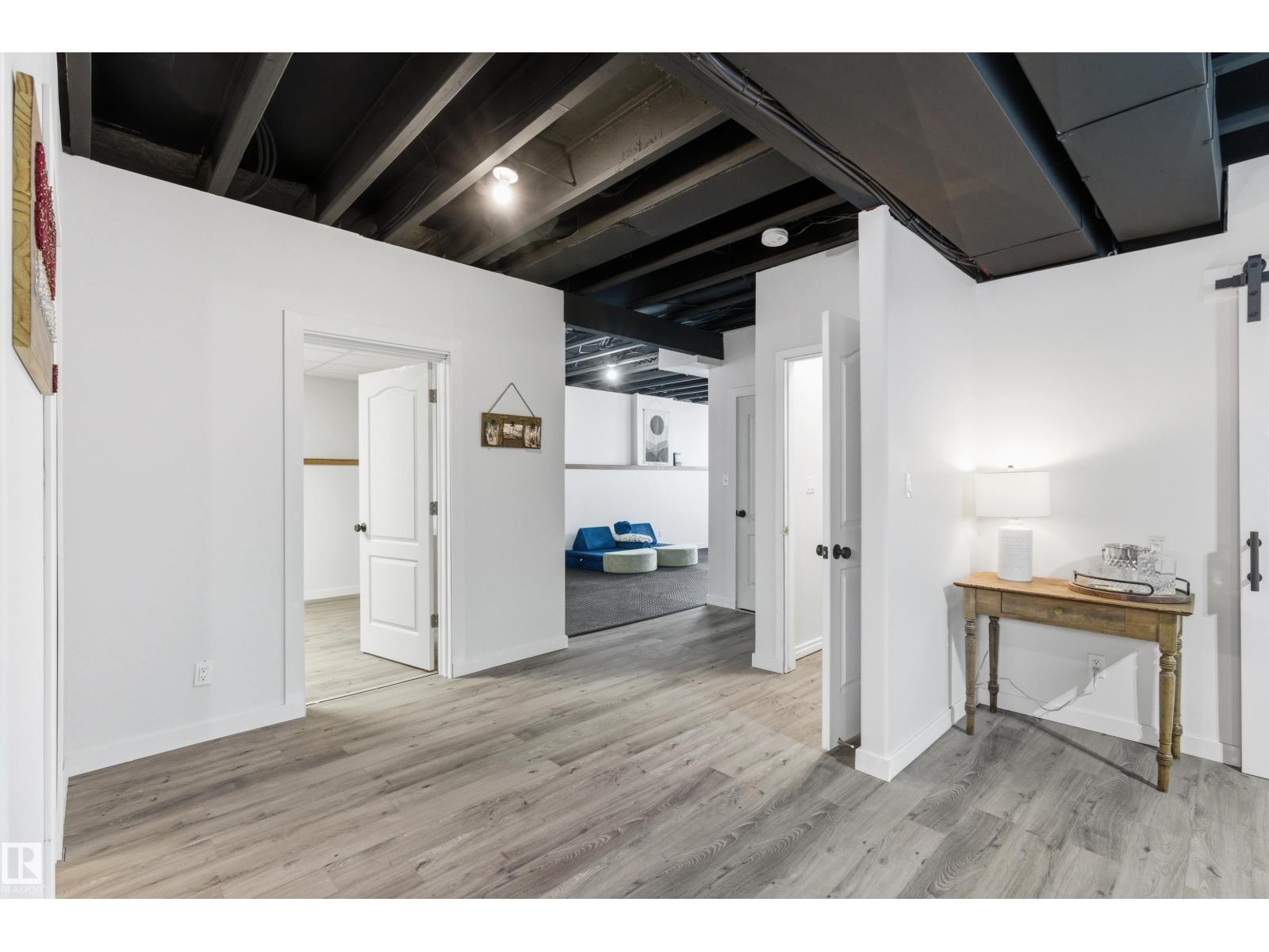 4847 152 AV NW - 30