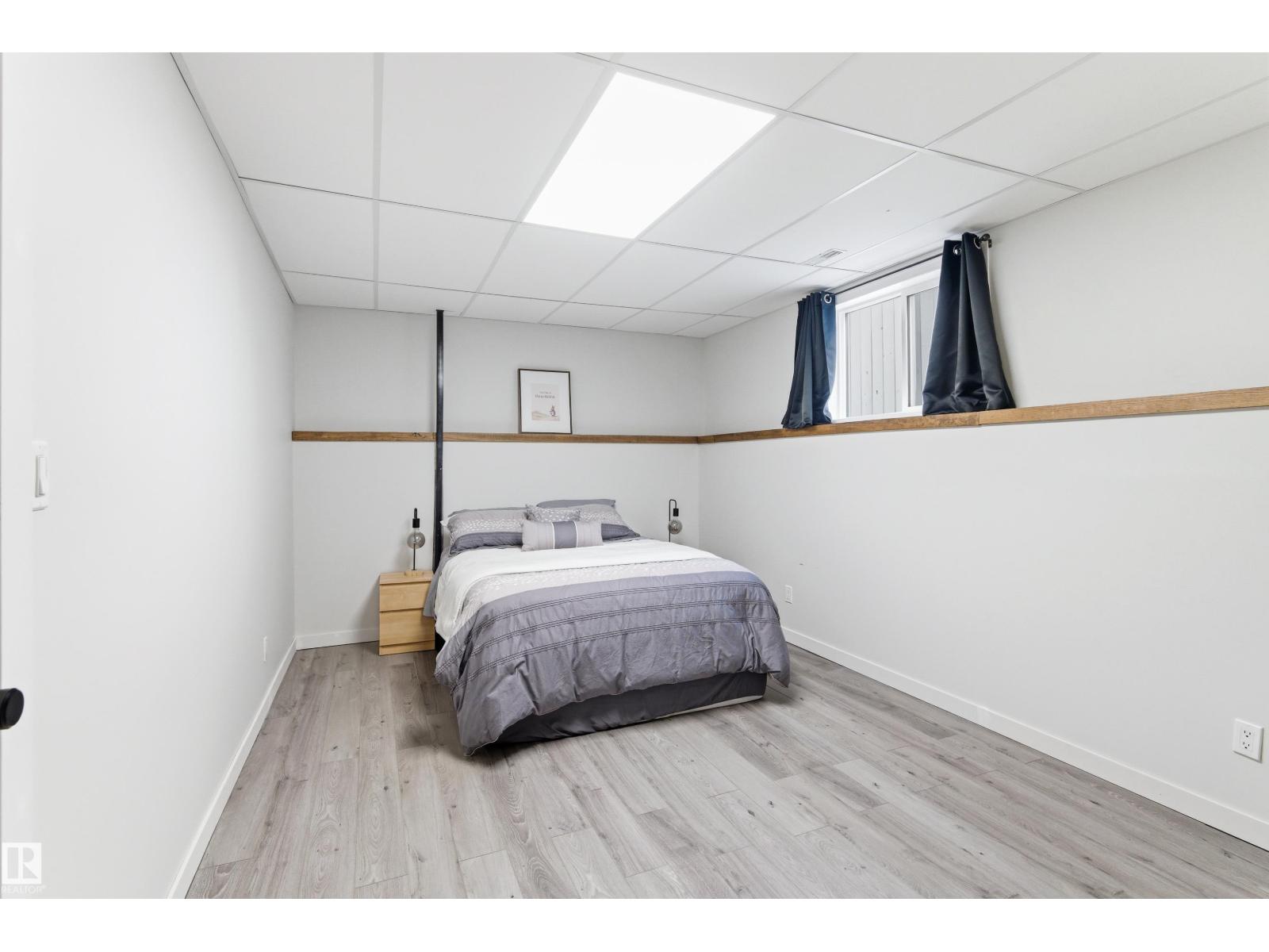 4847 152 AV NW - 32