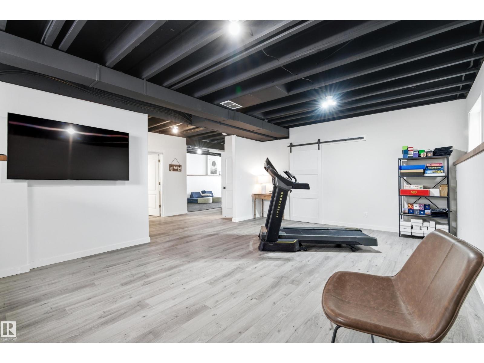 4847 152 AV NW - 36