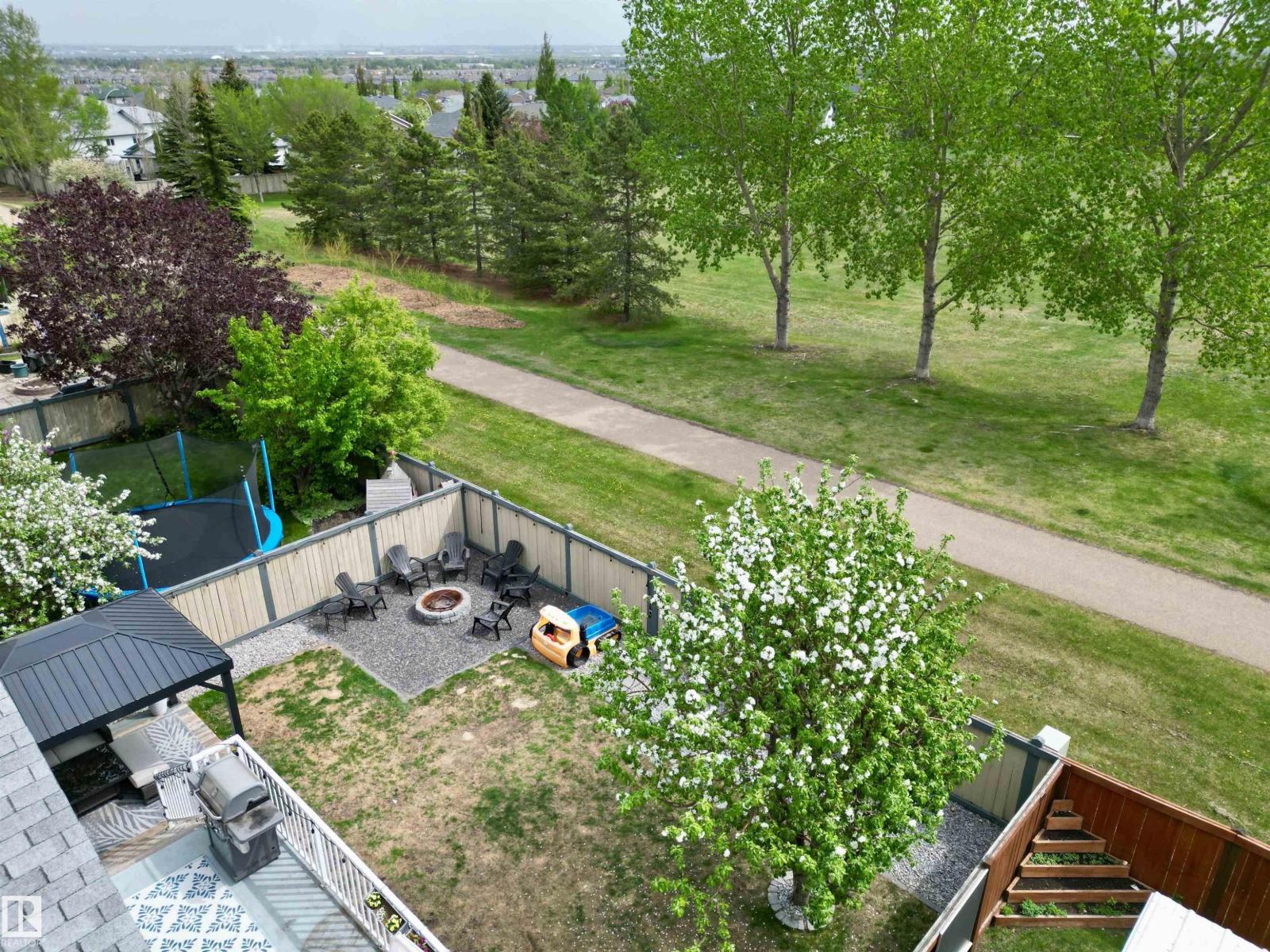 4847 152 AV NW - 43