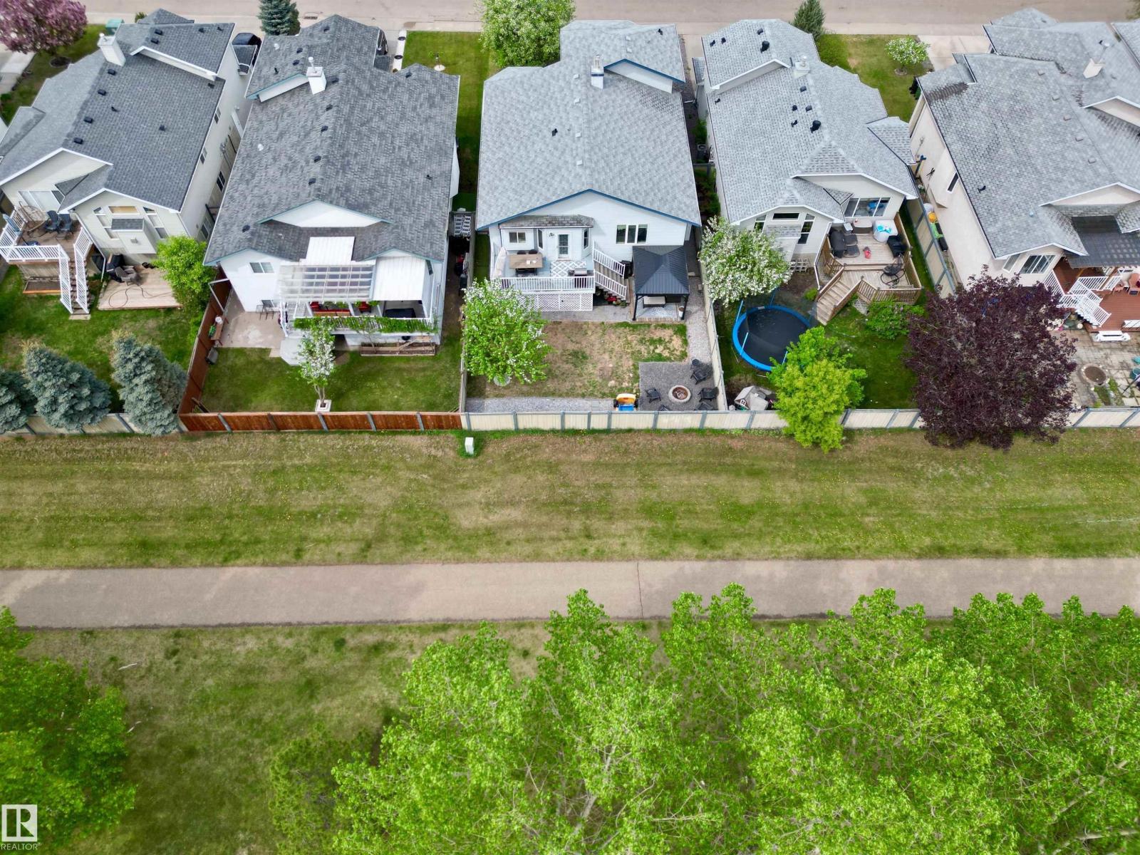 4847 152 AV NW - 46
