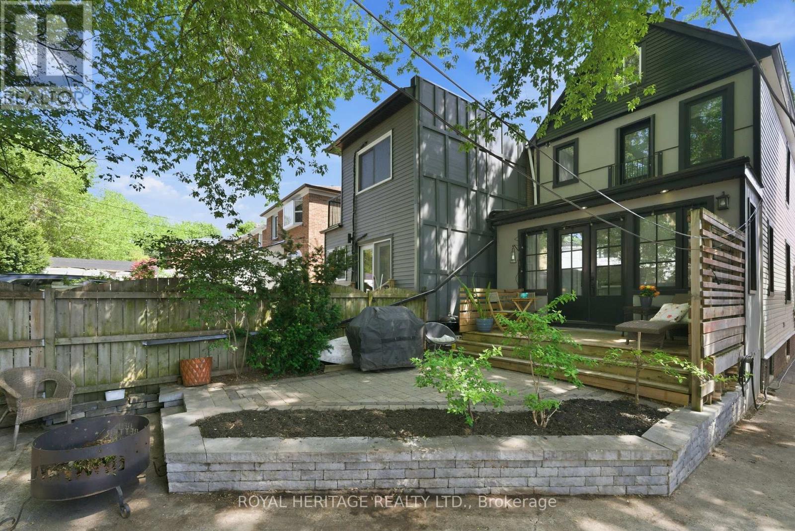 268 HIAWATHA ROAD - 31