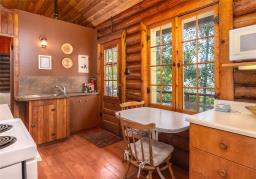 238 Wasagaming Drive, Clear Lake, MB R0J1N0 Photo 8