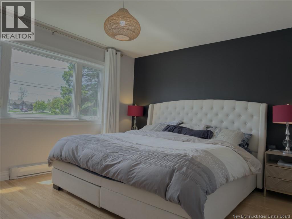 12 Grant Crescent - 30