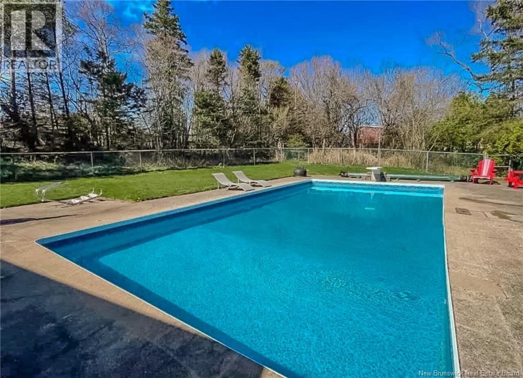 12 Grant Crescent - 7
