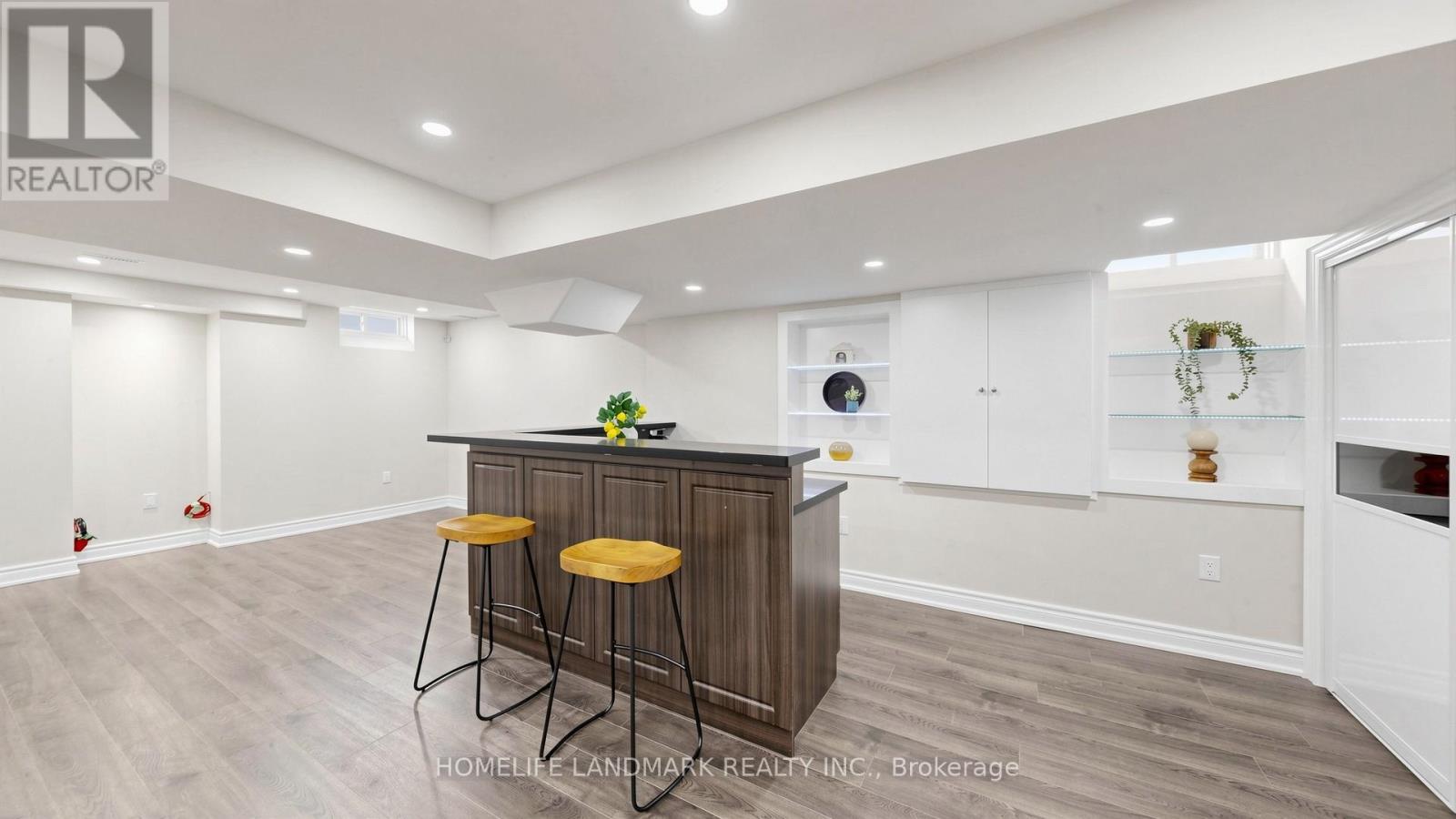 25 CANNES AVENUE - 41