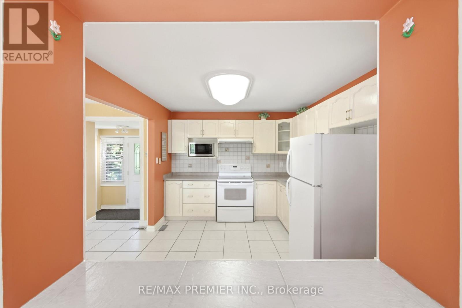 10 ASHCROFT COURT - 10