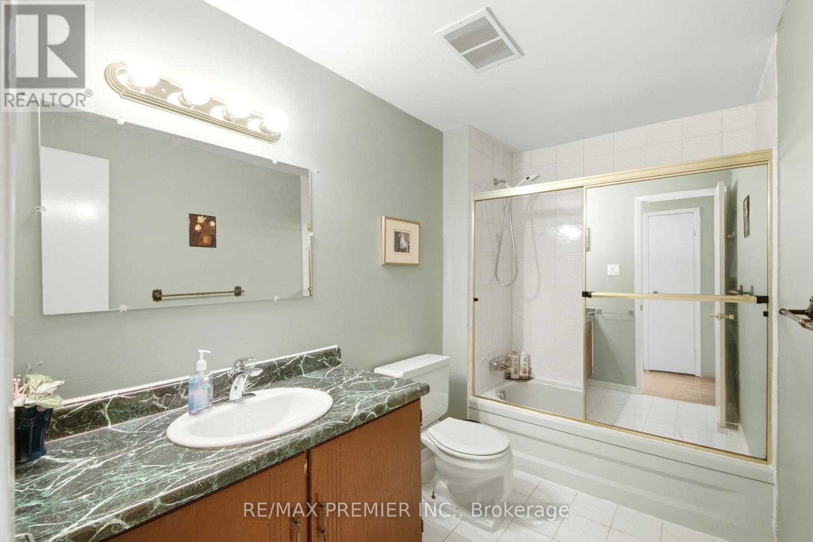 10 ASHCROFT COURT - 16