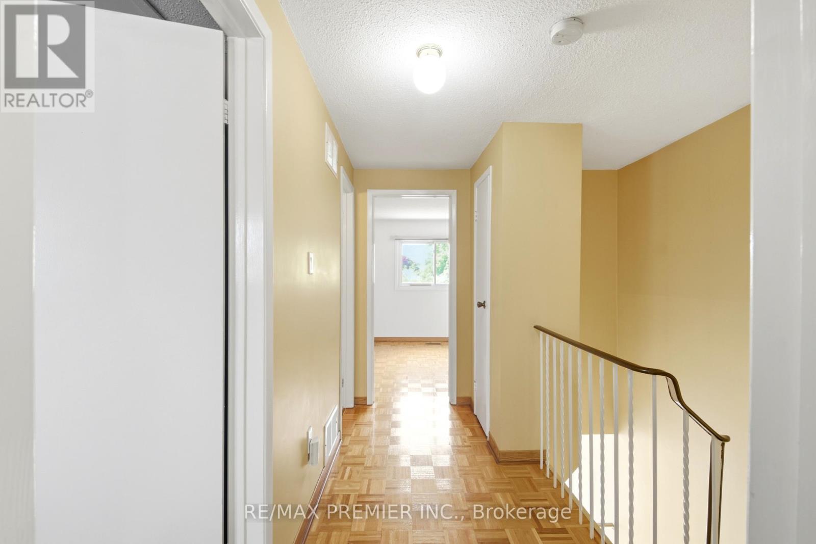 10 ASHCROFT COURT - 20