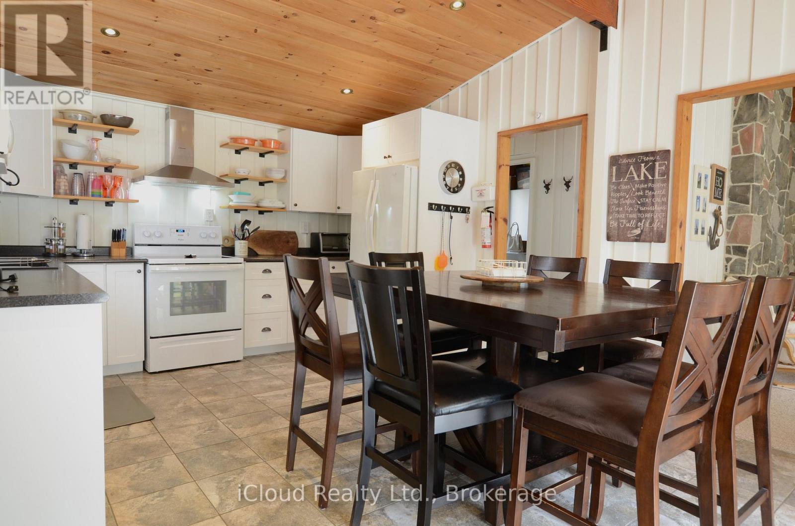 20 ROBERVAL CIRCLE - 8