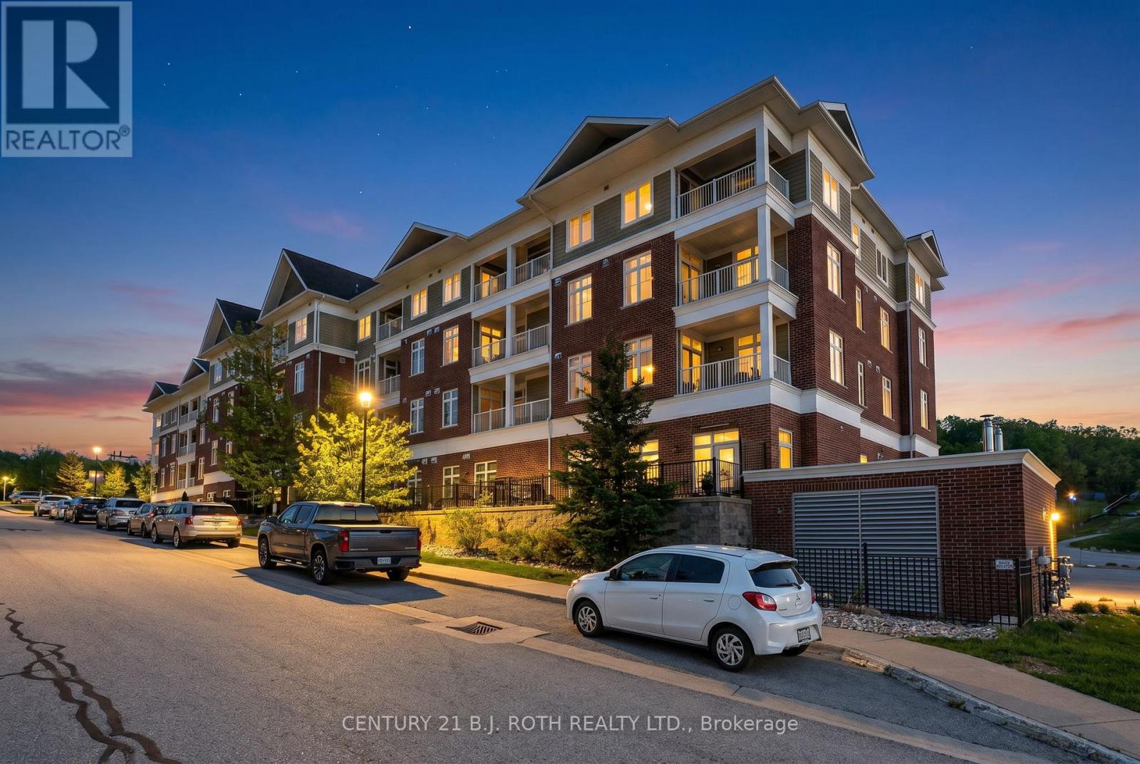 #310 40 HORSESHOE BOULEVARD - 1
