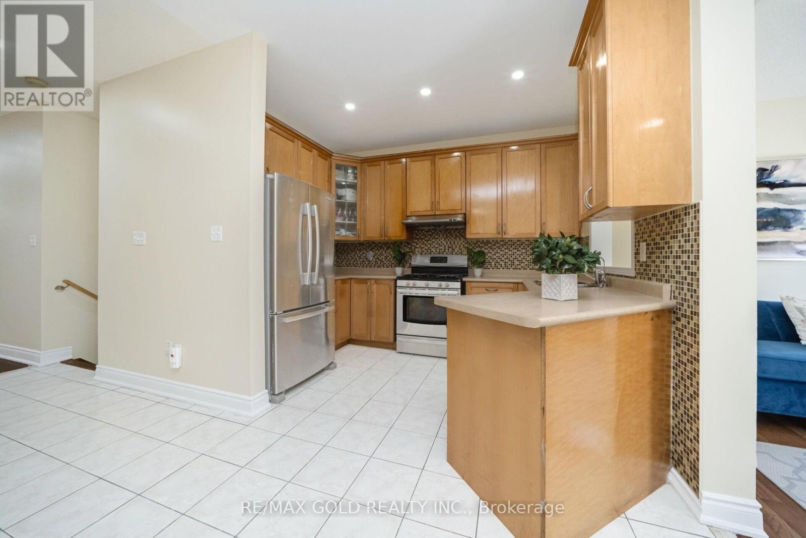 30 GROVER ROAD - 9