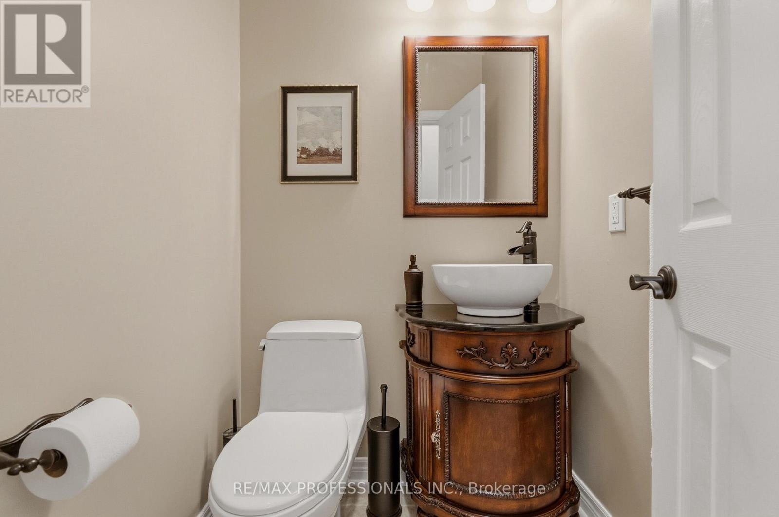 73 NORTH RIDGE CRESCENT - 23
