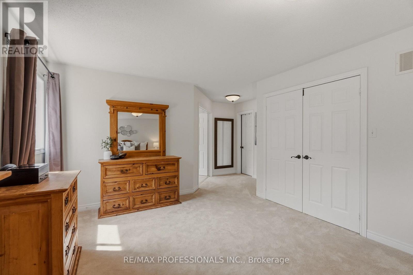 73 NORTH RIDGE CRESCENT - 26