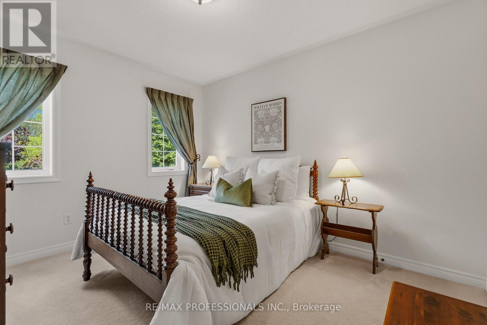 73 NORTH RIDGE CRESCENT - 35