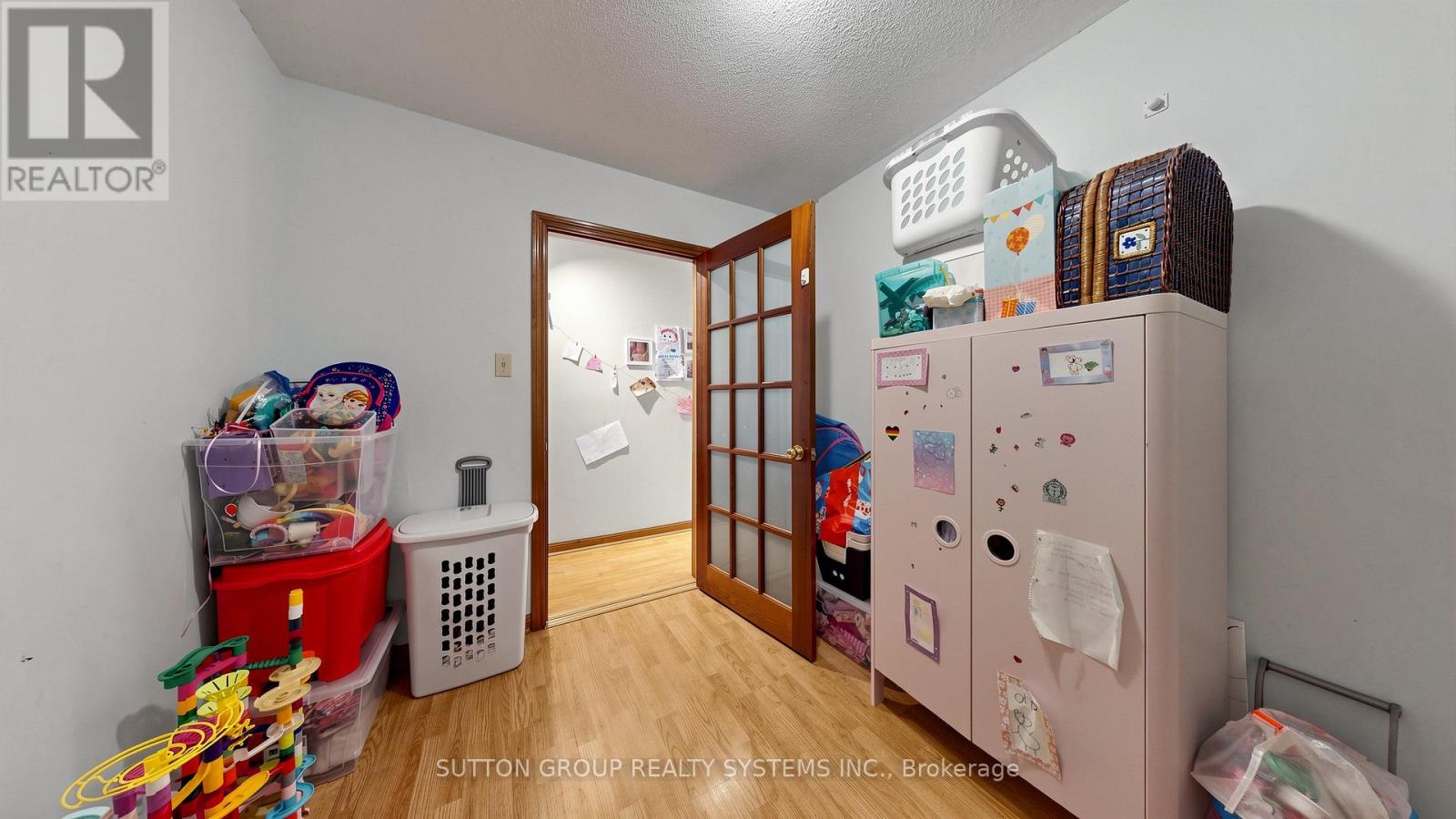 289D BARTLETT AVENUE - 10