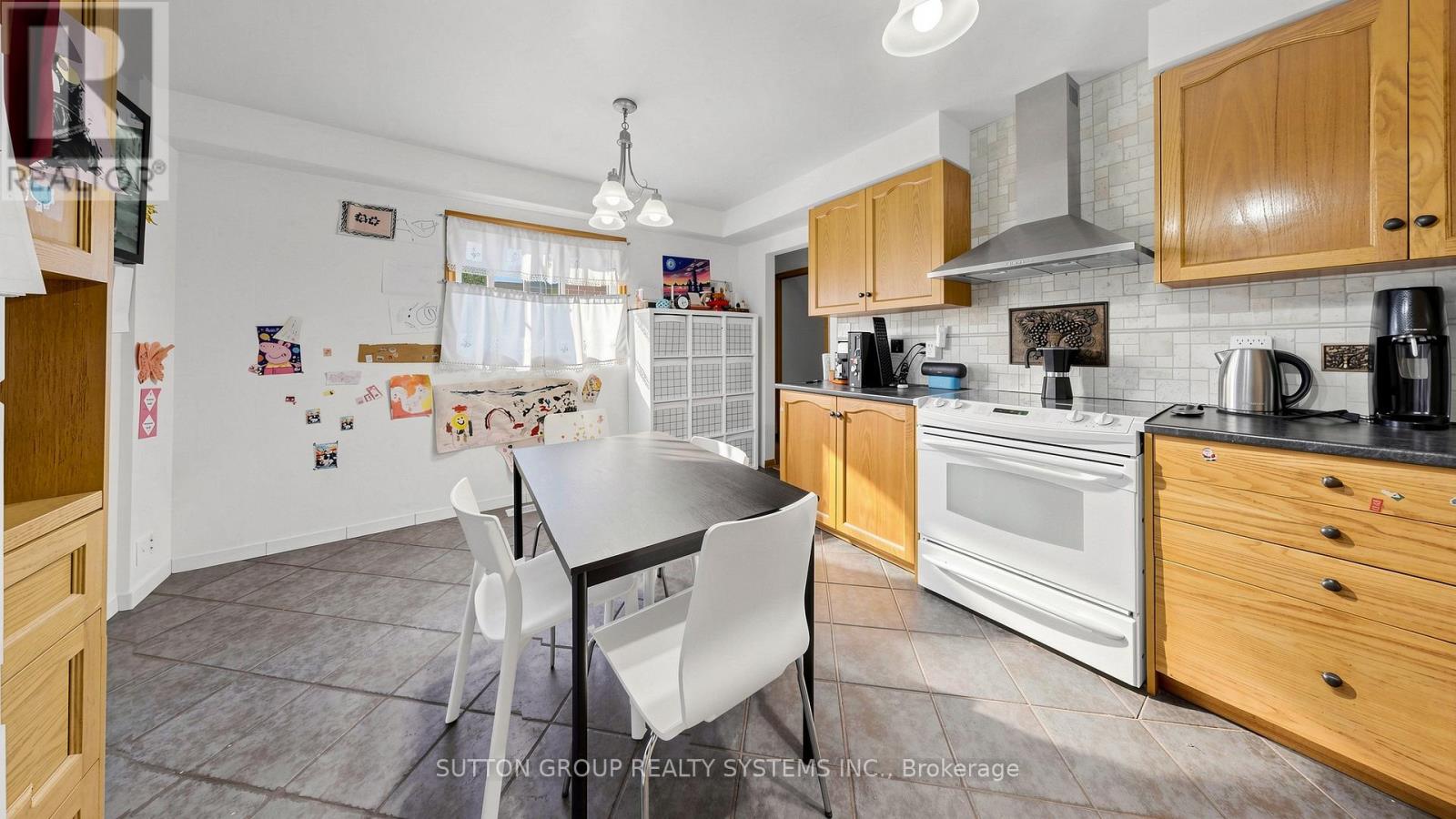 289D BARTLETT AVENUE - 5