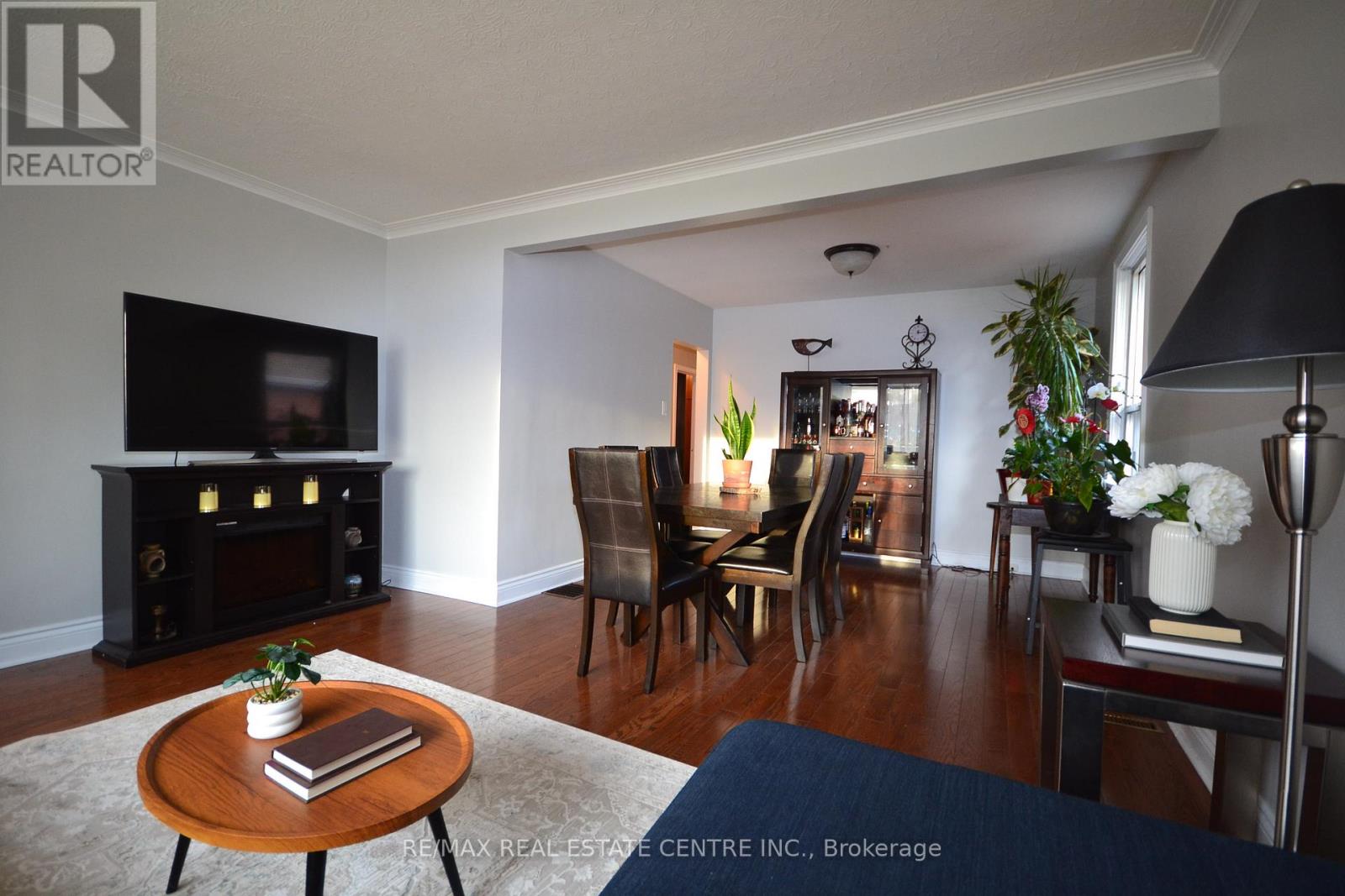 75 CYNTHIA ROAD - 9
