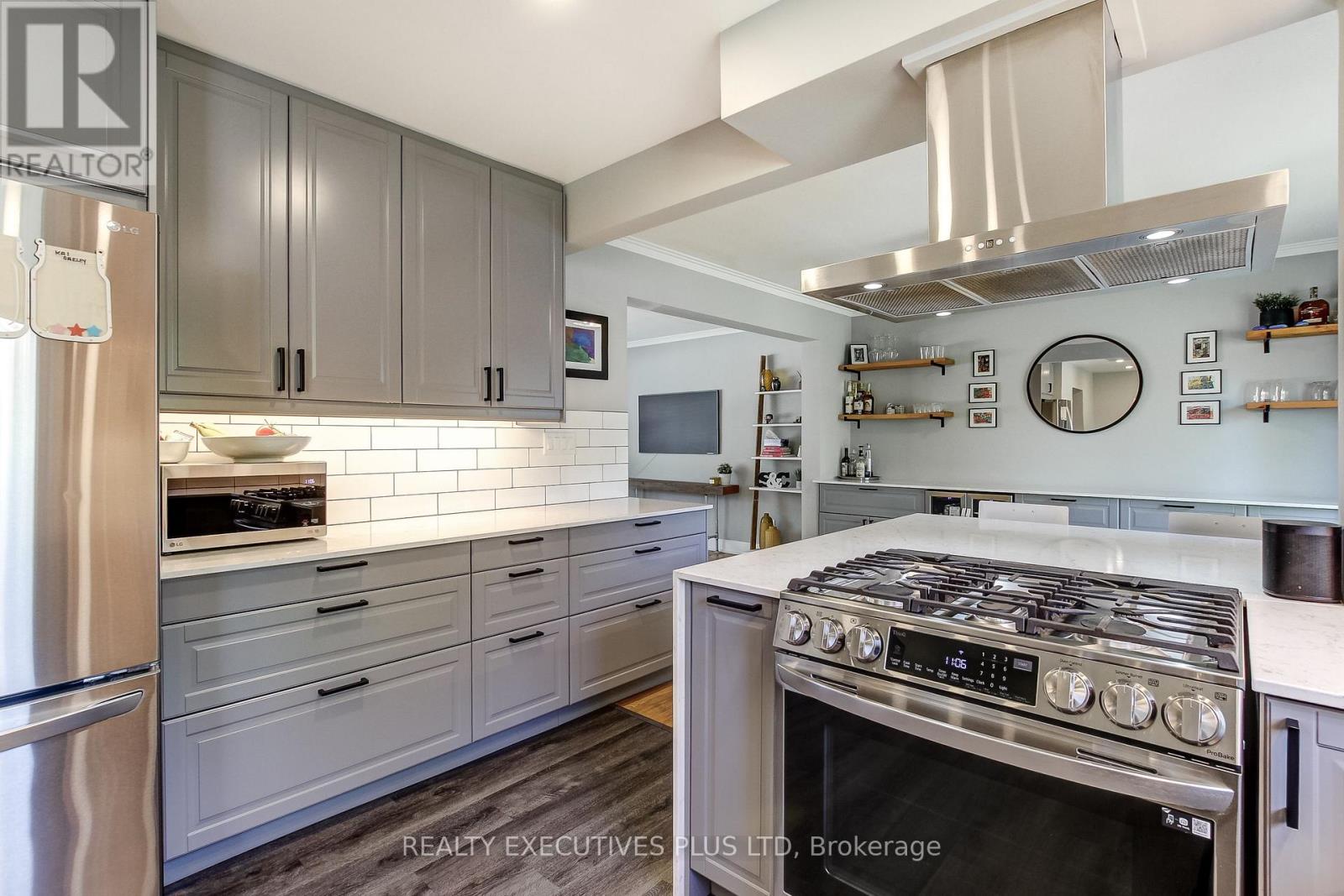 114 NEILSON DRIVE - 12