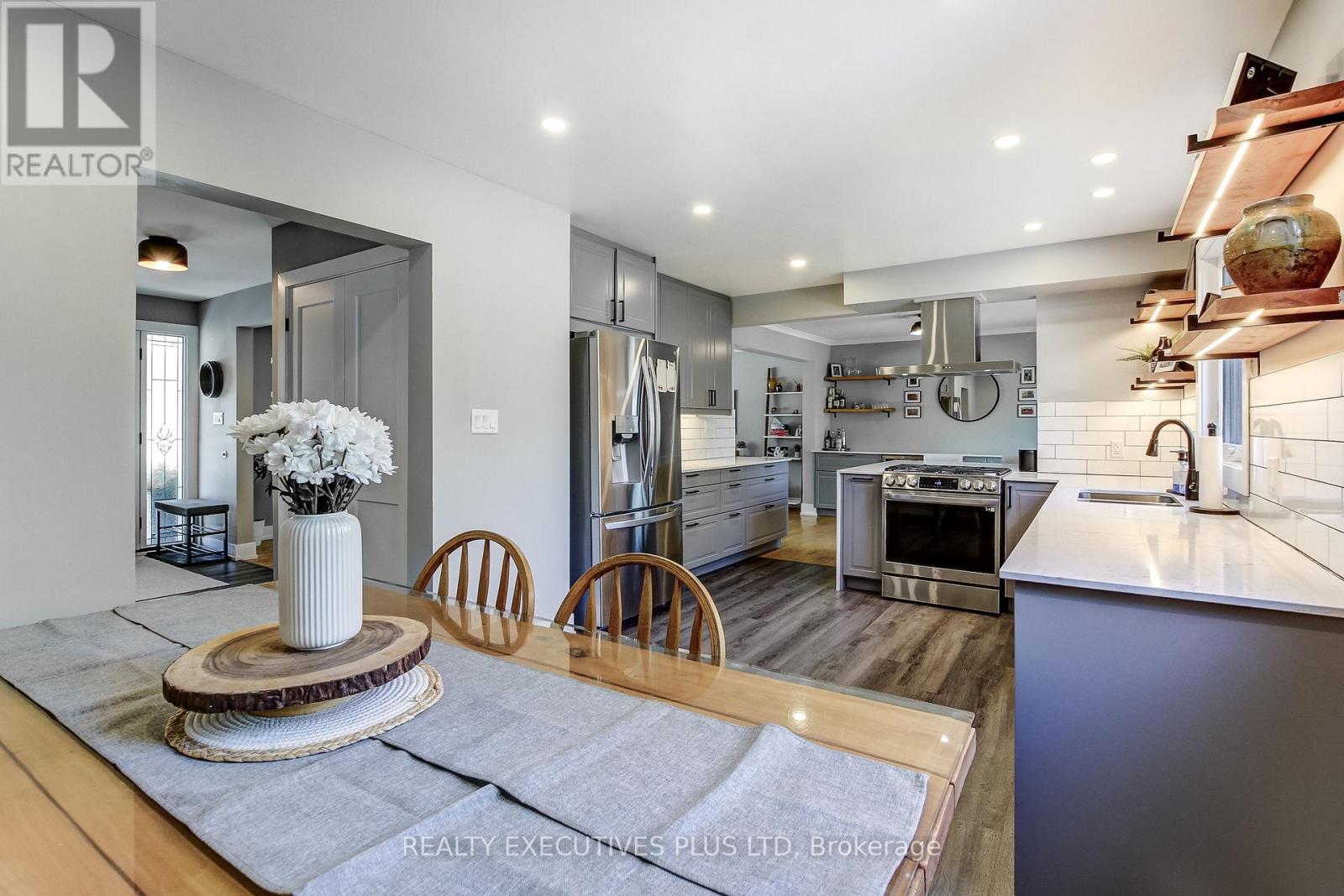 114 NEILSON DRIVE - 14