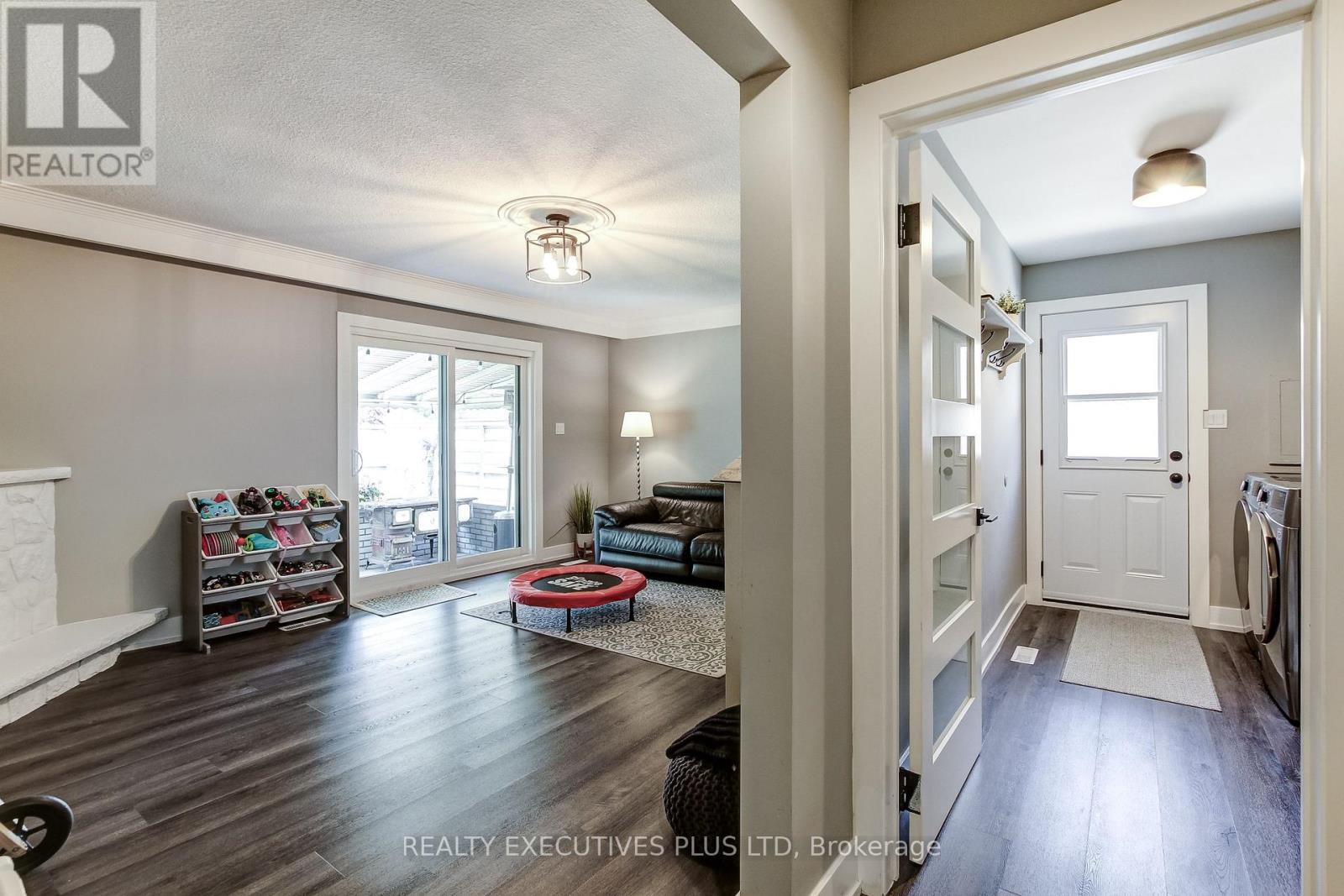 114 NEILSON DRIVE - 15