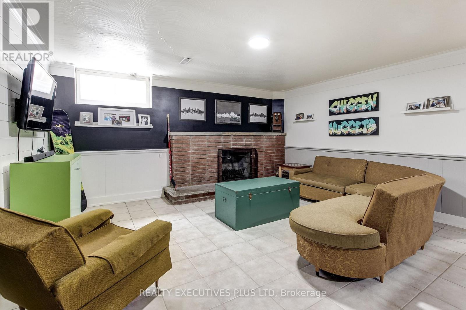 114 NEILSON DRIVE - 30