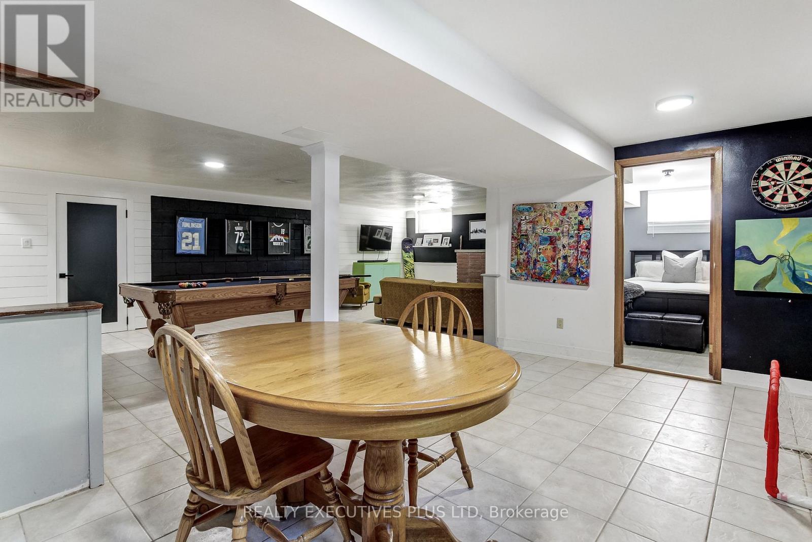 114 NEILSON DRIVE - 32