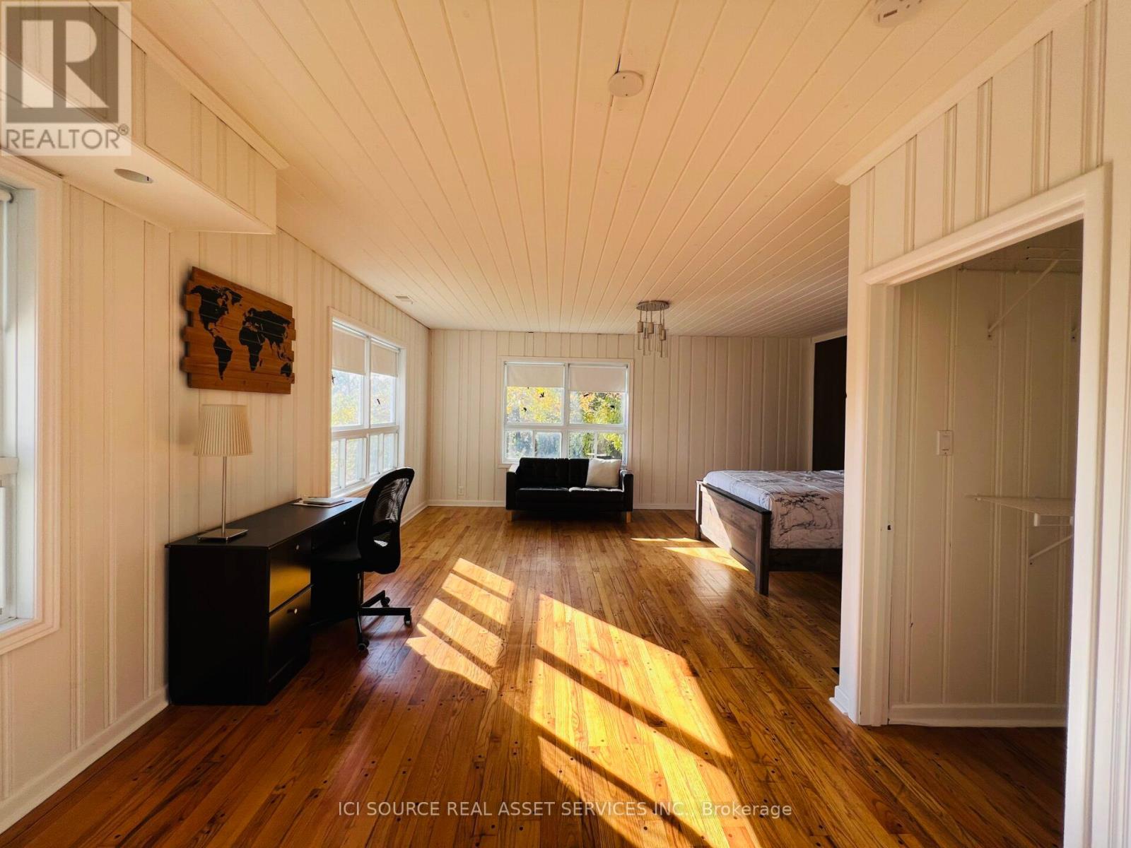 8 RENWOOD PLACE - 19
