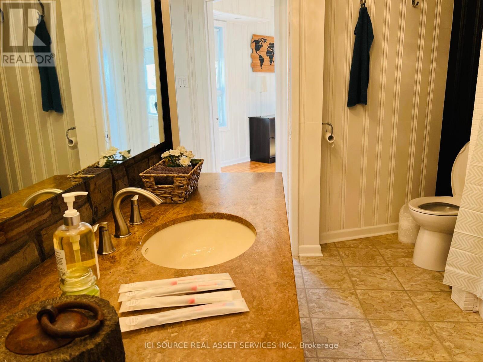 8 RENWOOD PLACE - 20