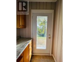8 Renwood Place, Hamilton, ON L8B0G6 Photo 22