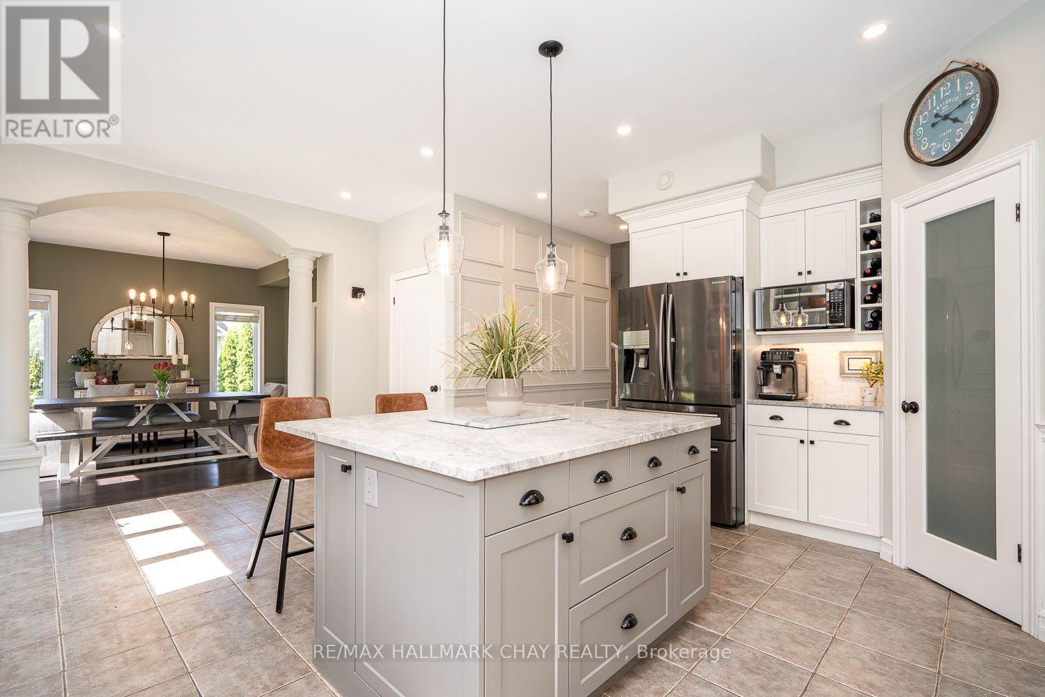 23 SOMERVILLE CRESCENT - Image 3