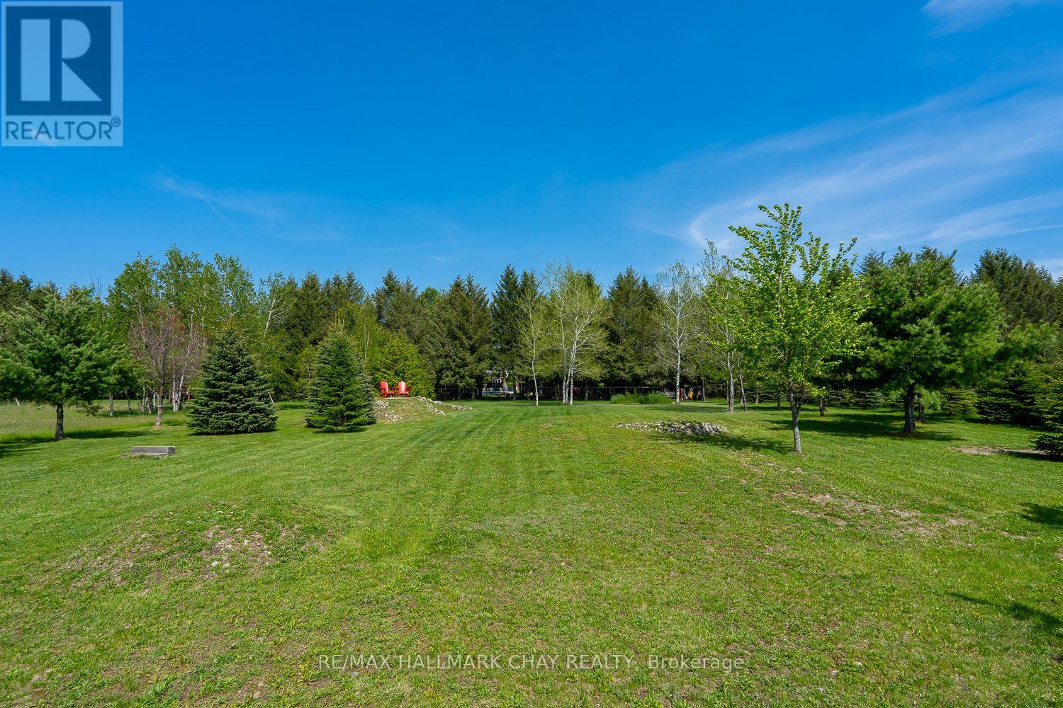 23 SOMERVILLE CRESCENT - 37