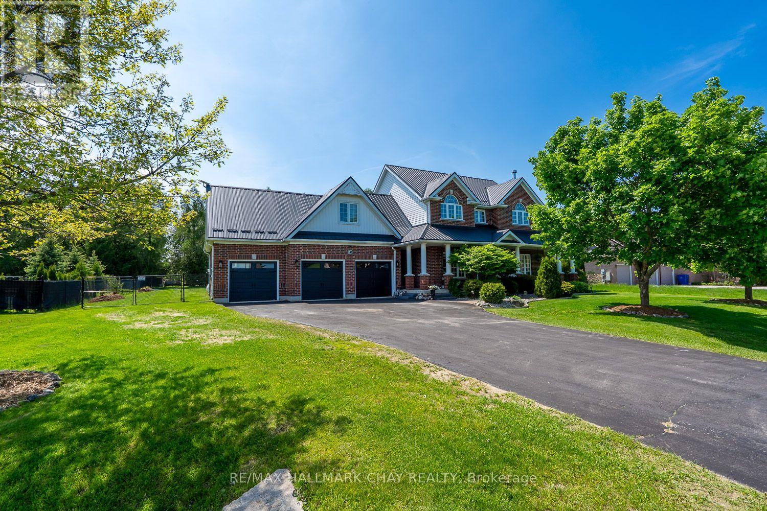 23 SOMERVILLE CRESCENT - 7