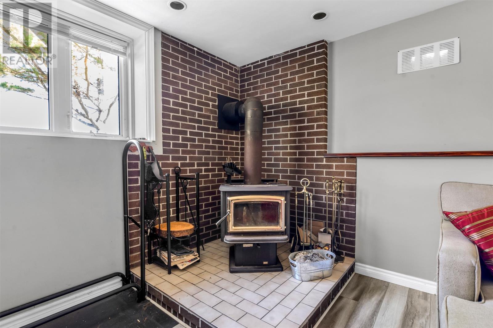 130 Dunns Hill Road - 28
