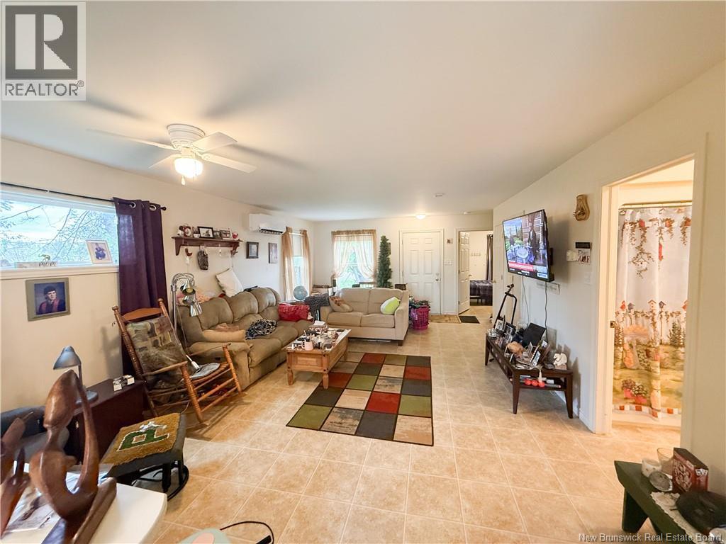 5 Imperial Drive - 6