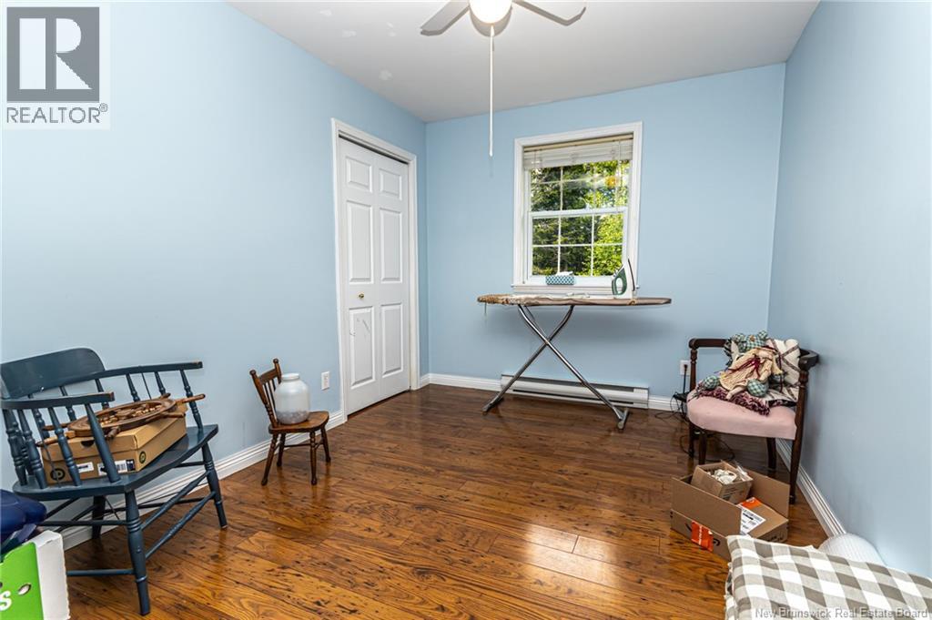 96 Lakeview Avenue - 19